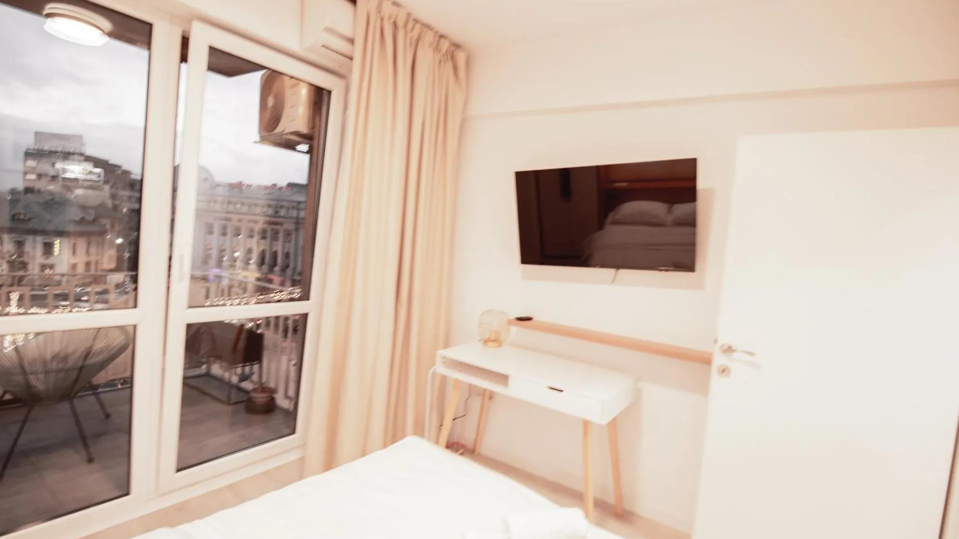 Piata Romana, Two Bedrooms Apartment Bucharest Romania