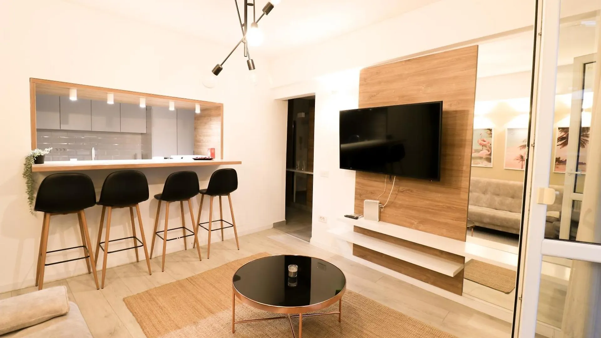 Piata Romana, Two Bedrooms Apartment Bucharest